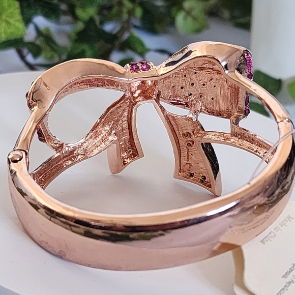 Rose Gold Hinge / Clamper Bracelet Fuschia Pink Crystal Bow Design New - Picture 6 of 9